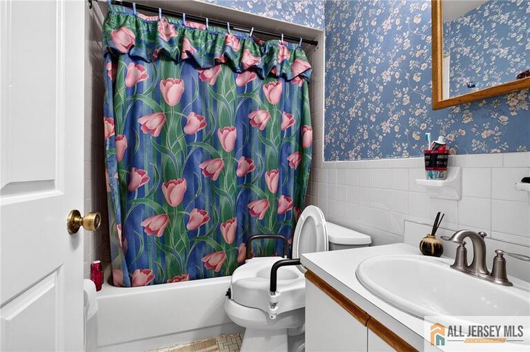 Photo 13 of 403 Peach Street # 403, Avenel NJ 07001, Avenel, NJ