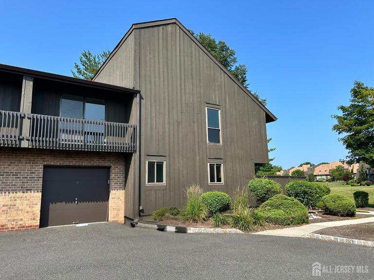 Photo 25 of 17 Westgate Drive, Edison NJ 08820, Edison, NJ