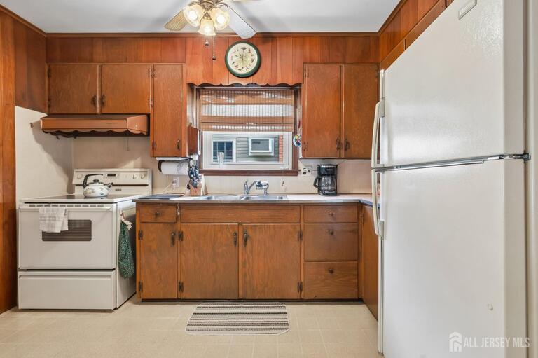 Photo 10 of 517 Joseph Avenue, Woodbridge Proper NJ 07095, Woodbridge Proper, NJ