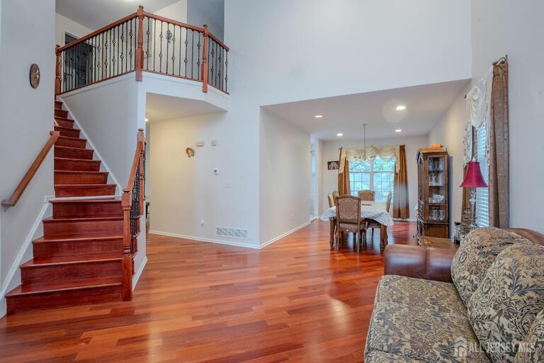 Photo 3 of 1101 Cottonwood Court, North Brunswick NJ 08902, North Brunswick, NJ