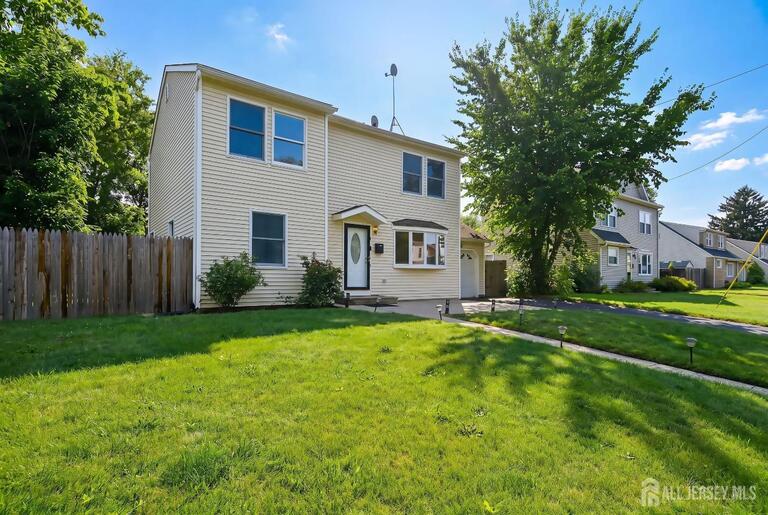 Photo 3 of 29 Windsor Drive, East Brunswick NJ 08816, East Brunswick, NJ