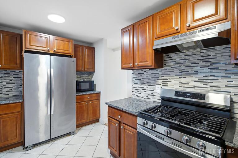 Photo 10 of 29 Windsor Drive, East Brunswick NJ 08816, East Brunswick, NJ