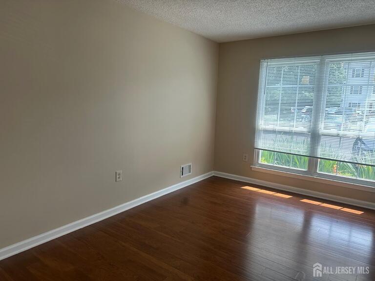 Photo 11 of 457 Northam Drive # 457, North Brunswick NJ 08902, North Brunswick, NJ