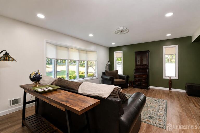 Photo 6 of 101 Fawn Drive, Old Bridge NJ 07747, Old Bridge, NJ