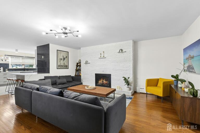 Photo 4 of 125 W Minna Avenue, Avenel NJ 07001, Avenel, NJ