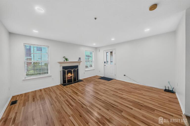 Photo 5 of 167 Vasser Drive, Piscataway NJ 08854, Piscataway, NJ