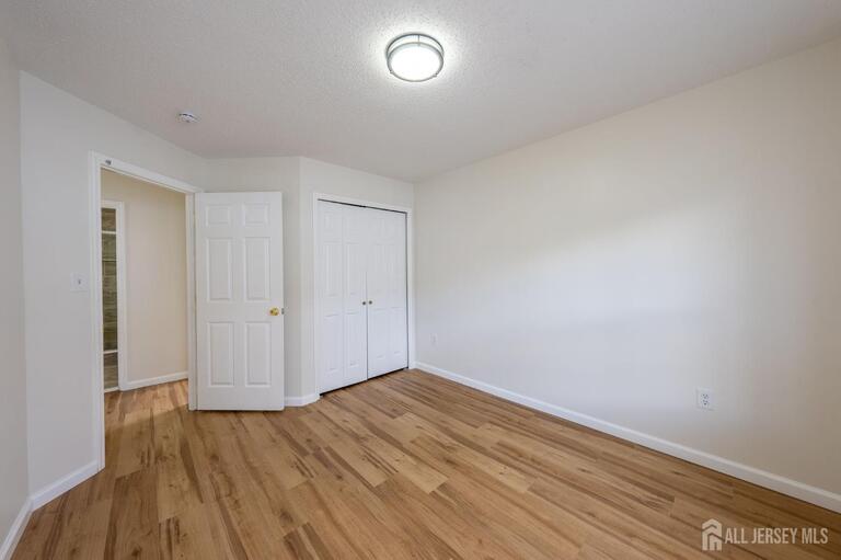 Photo 26 of 122 Prestwick Way, Edison NJ 08820, Edison, NJ
