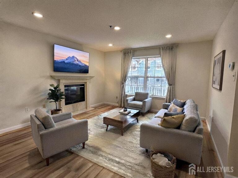 Photo 4 of 122 Prestwick Way, Edison NJ 08820, Edison, NJ