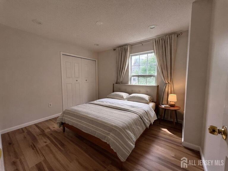 Photo 19 of 122 Prestwick Way, Edison NJ 08820, Edison, NJ