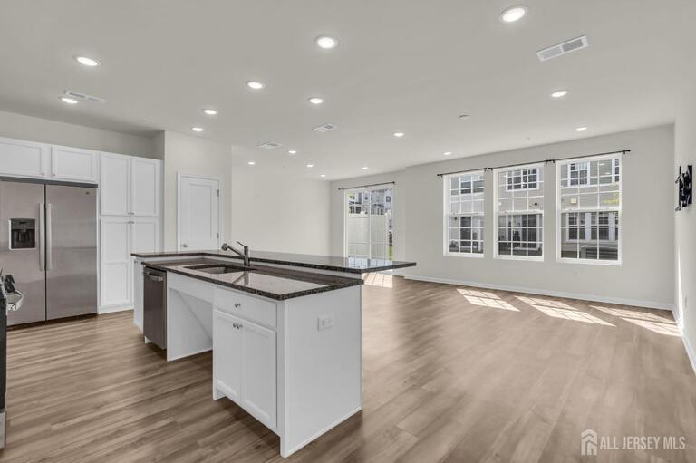 Photo 11 of 734 Station Road, Dunellen NJ 08812, Dunellen, NJ
