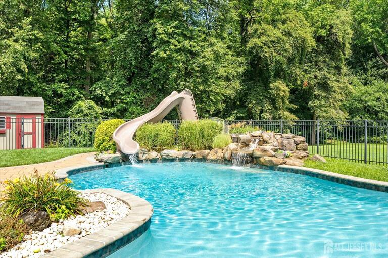 Photo 44 of 10 Timber Wolf Drive, Hamilton NJ 08620, Hamilton, NJ