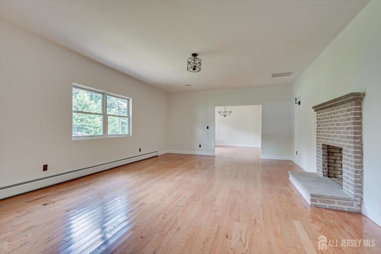 Photo 3 of 120 Codington Avenue, Franklin Twsp NJ 08873, Franklin Twsp, NJ