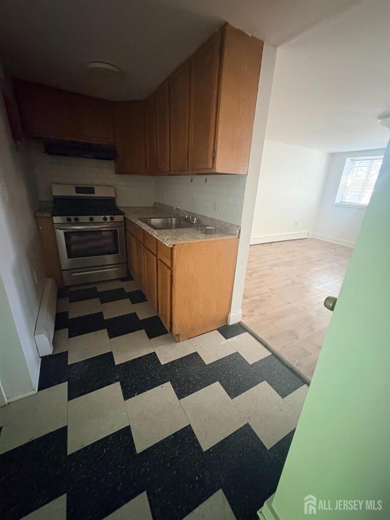 Photo 3 of 661 Catherine Street # 1C, Perth Amboy NJ 08861, Perth Amboy, NJ