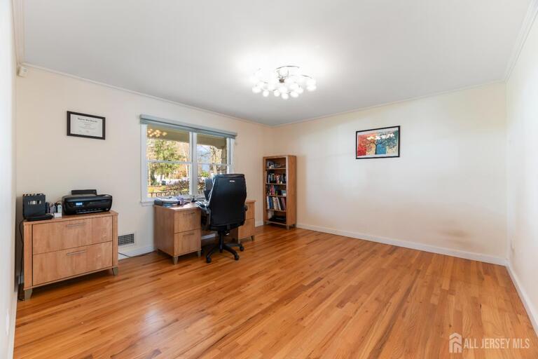 Photo 8 of 990 Hoover Drive, North Brunswick NJ 08902, North Brunswick, NJ
