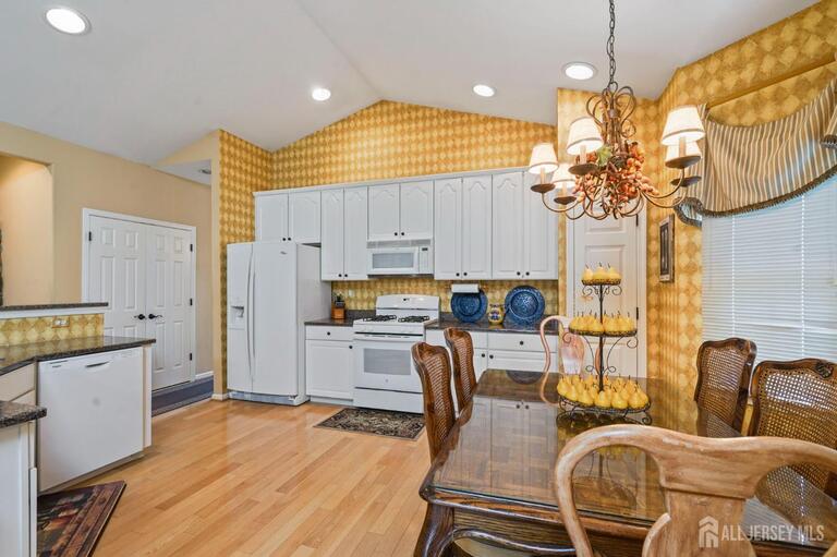 Photo 9 of 52 Vineyard Court, Monroe NJ 08831, Monroe, NJ
