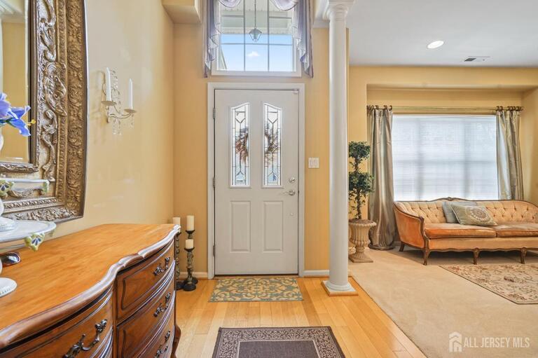 Photo 4 of 52 Vineyard Court, Monroe NJ 08831, Monroe, NJ
