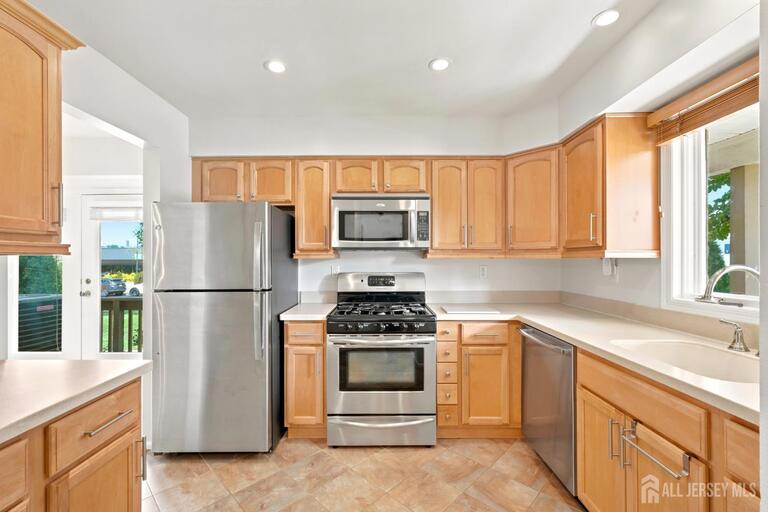 Photo 13 of 103 Peach Street, Avenel NJ 07001, Avenel, NJ