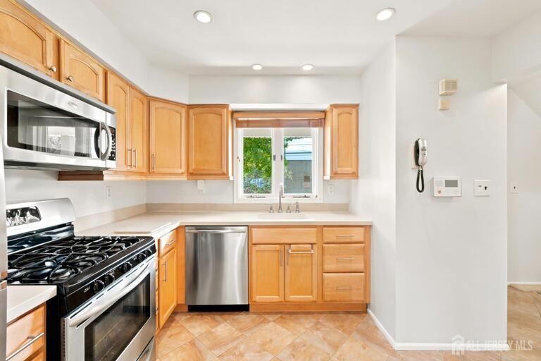Photo 14 of 103 Peach Street, Avenel NJ 07001, Avenel, NJ