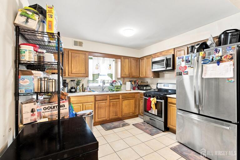 Photo 22 of 64 Fabyan Place, Newark NJ 07108, Newark, NJ