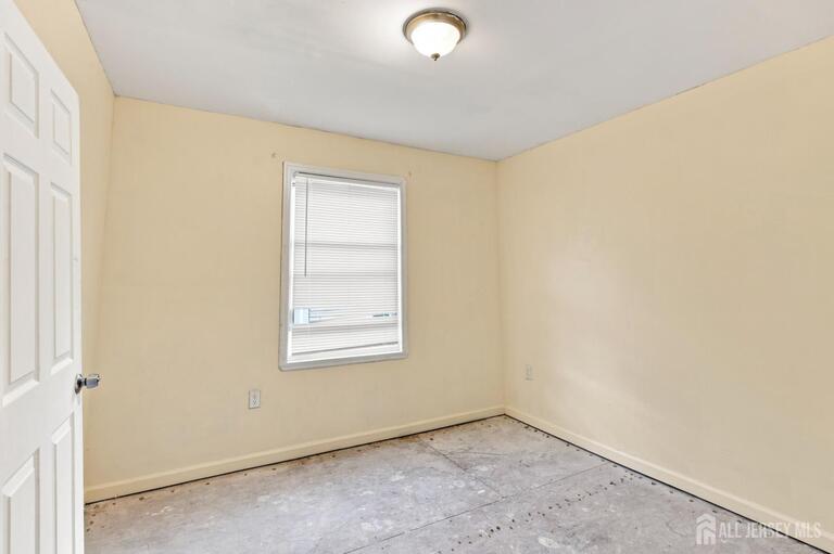 Photo 11 of 64 Fabyan Place, Newark NJ 07108, Newark, NJ