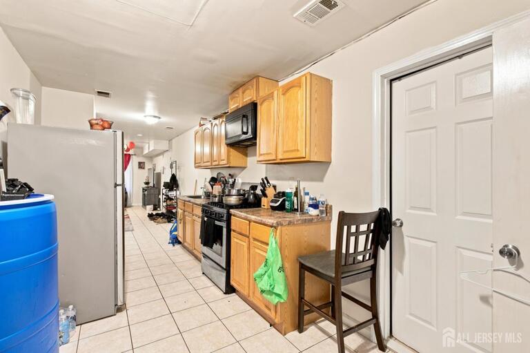 Photo 30 of 64 Fabyan Place, Newark NJ 07108, Newark, NJ
