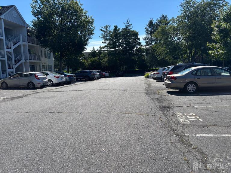 Photo 18 of 279 Kempsey Drive, North Brunswick NJ 08902, North Brunswick, NJ