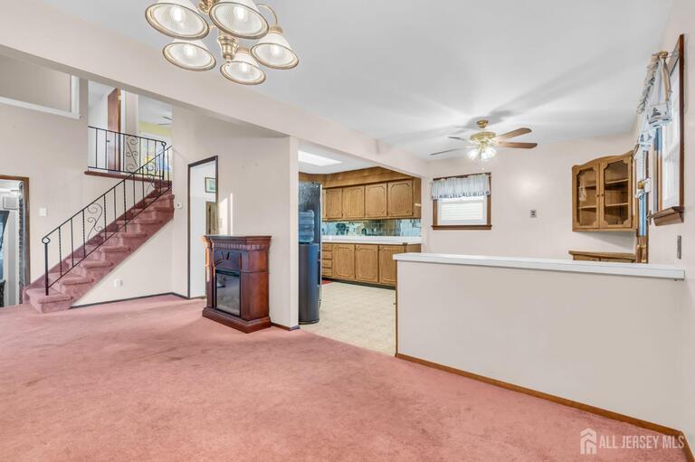 Photo 21 of 140 Camelot Drive, Port Reading NJ 07064, Port Reading, NJ