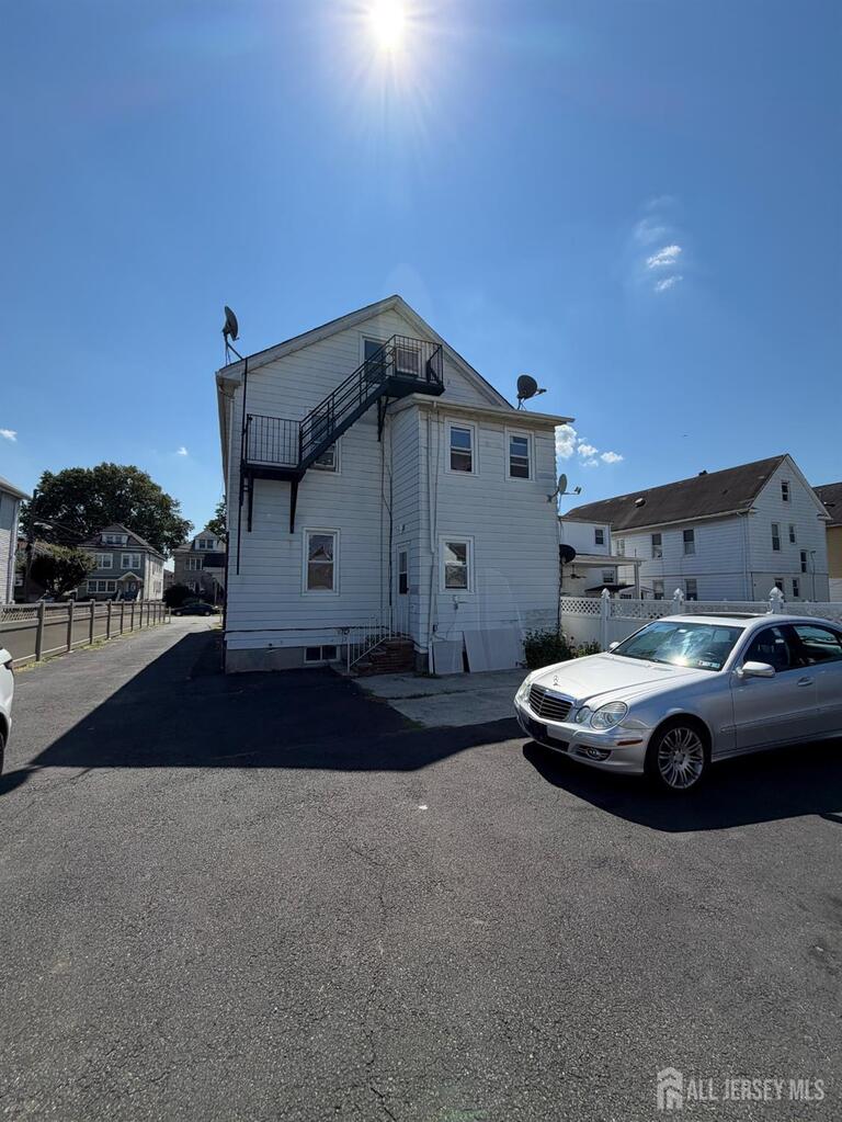 Photo 11 of 924 Monroe Avenue, Elizabeth NJ 07201, Elizabeth, NJ