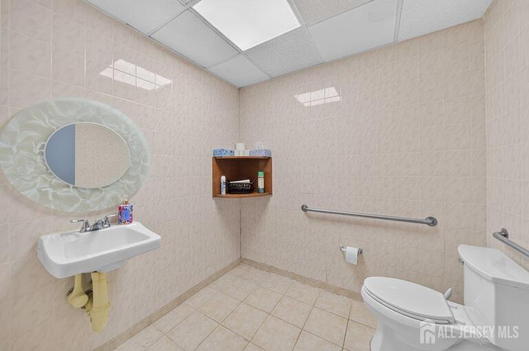 Photo 17 of 1147 Inman Avenue, Edison NJ 08820, Edison, NJ