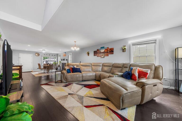 Photo 4 of 586 Dial Avenue, Piscataway NJ 08854, Piscataway, NJ