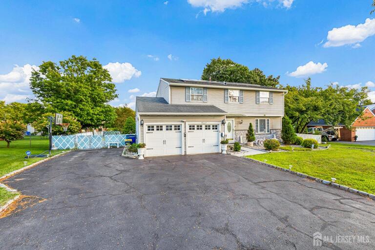 Photo 1 of 907 Mer-edinburg Road, Hamilton NJ 08690, Hamilton, NJ