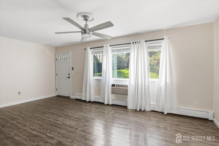 Photo 5 of 903 Cricket Lane, Woodbridge Proper NJ 07095, Woodbridge Proper, NJ