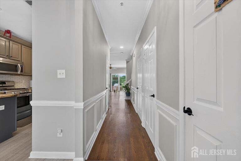 Photo 3 of 1008 Blossom Circle, South Brunswick NJ 08810, South Brunswick, NJ