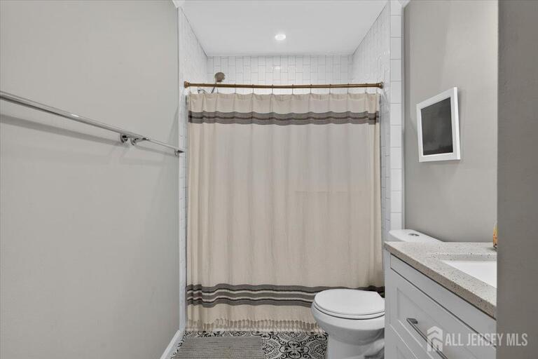 Photo 16 of 1008 Blossom Circle, South Brunswick NJ 08810, South Brunswick, NJ