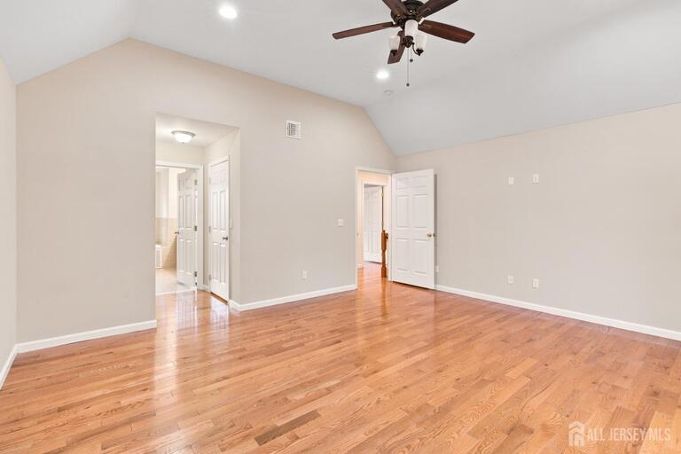 Photo 14 of 39 Hamilton Avenue, Edison NJ 08820, Edison, NJ