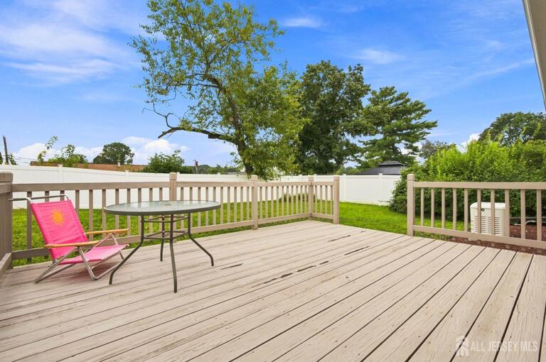 Photo 26 of 114 Kendall Drive, Sayreville NJ 08859, Sayreville, NJ