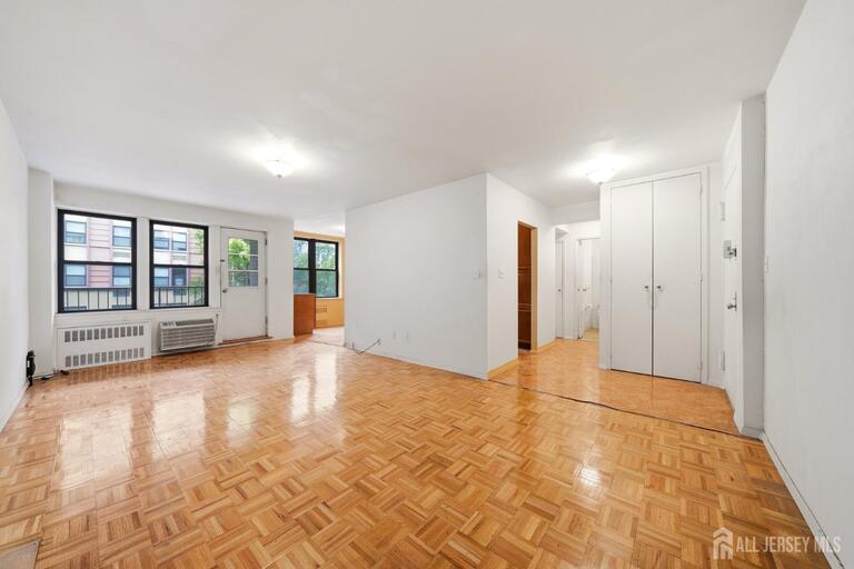 Photo 6 of 1874 Pelham Pkwy S, New York City NY 10461, New York City, NY