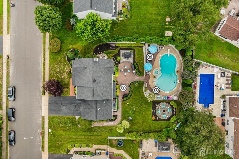 Photo 10 of 31 Woodstown Drive, Freehold NJ 07728, Freehold, NJ