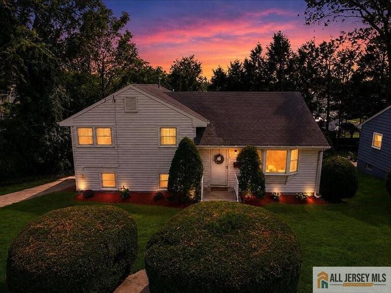 Photo 2 of 13 Glencourt Avenue, Edison NJ 08837, Edison, NJ
