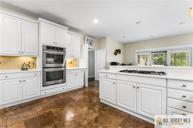 Photo 16 of 1 Woodland Drive, Cranbury NJ 08512, Cranbury, NJ