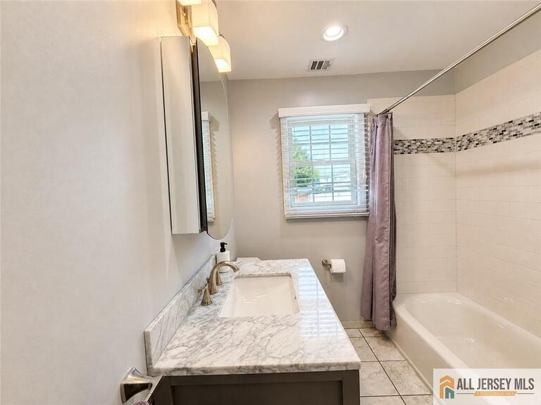 Photo 13 of 8 Tanglewood Lane, Colonia NJ 07067, Colonia, NJ