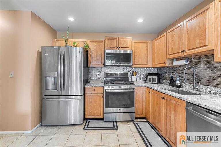 Photo 11 of 364 Bowler Court, Piscataway NJ 08854, Piscataway, NJ