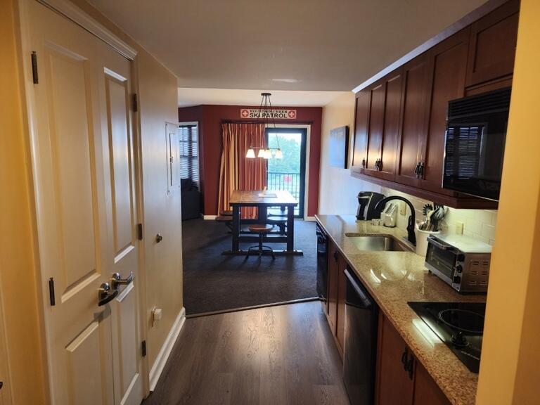 Property listing MLS 4010257 photo 25