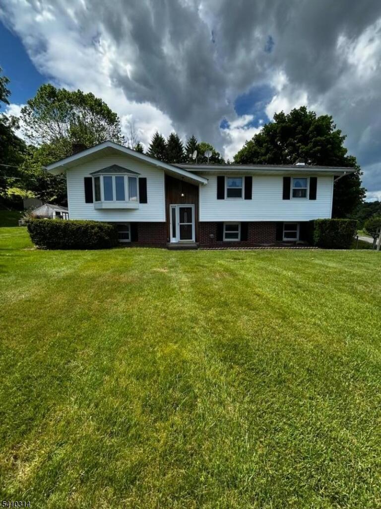 Property listing MLS 4010576 photo 2