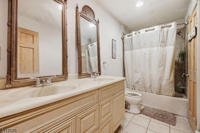 Property listing MLS 4010735 photo 35