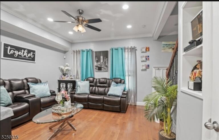 Property listing MLS 4010945 photo 1