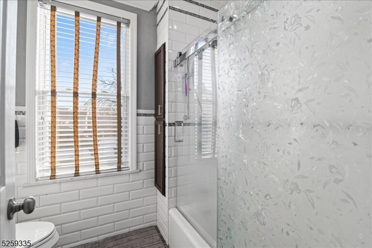 Property listing MLS 4010945 photo 9