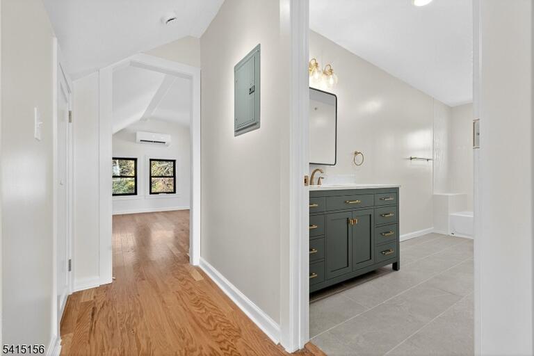 Property listing MLS 4012857 photo 42