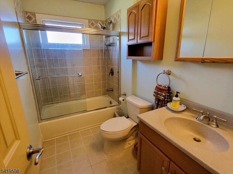 Property listing MLS 4017190 photo 9