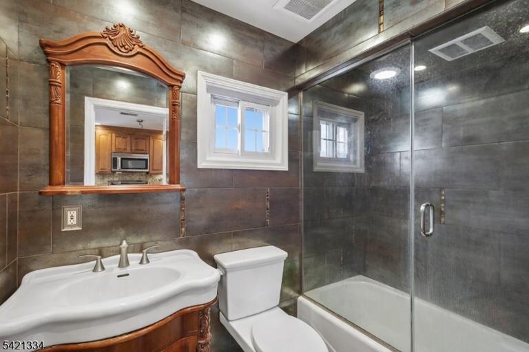 Property listing MLS 4018264 photo 30